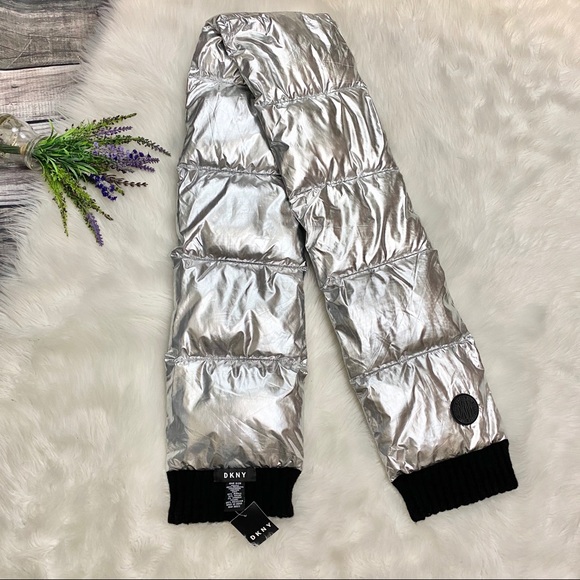 NEW DKNY Silver Quilted Puffer Scarf - Picture 2 of 6